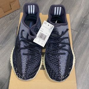 Yeezy boost 350 V2 Carbon